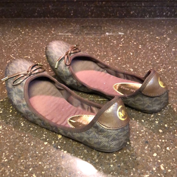 Michael Kors Shoes - Michael Kors Brown Flats